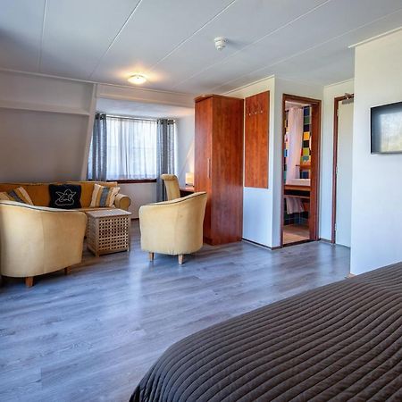 דה וואל B&B Hotel Rebecca מראה חיצוני תמונה
