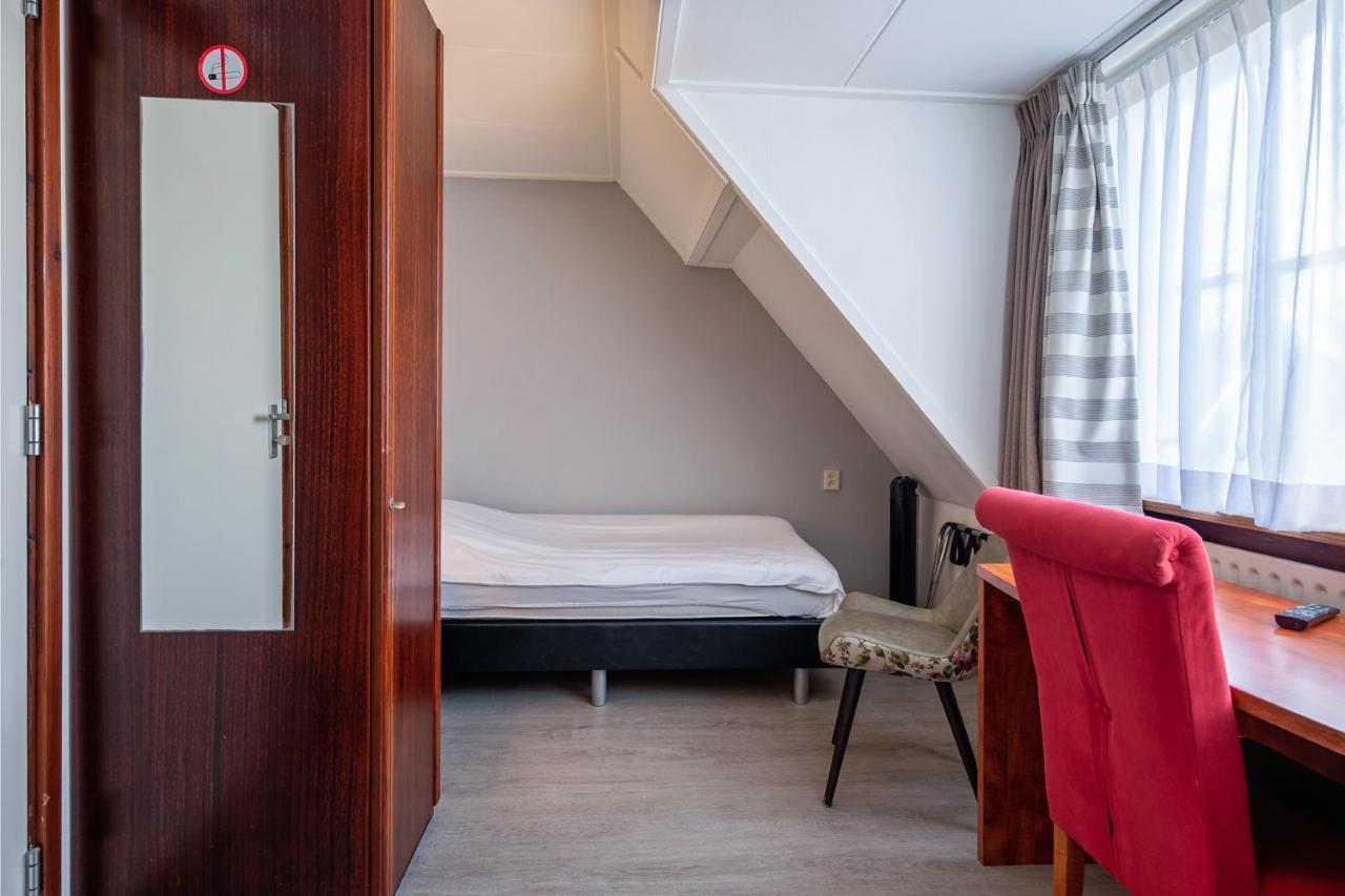 דה וואל B&B Hotel Rebecca מראה חיצוני תמונה