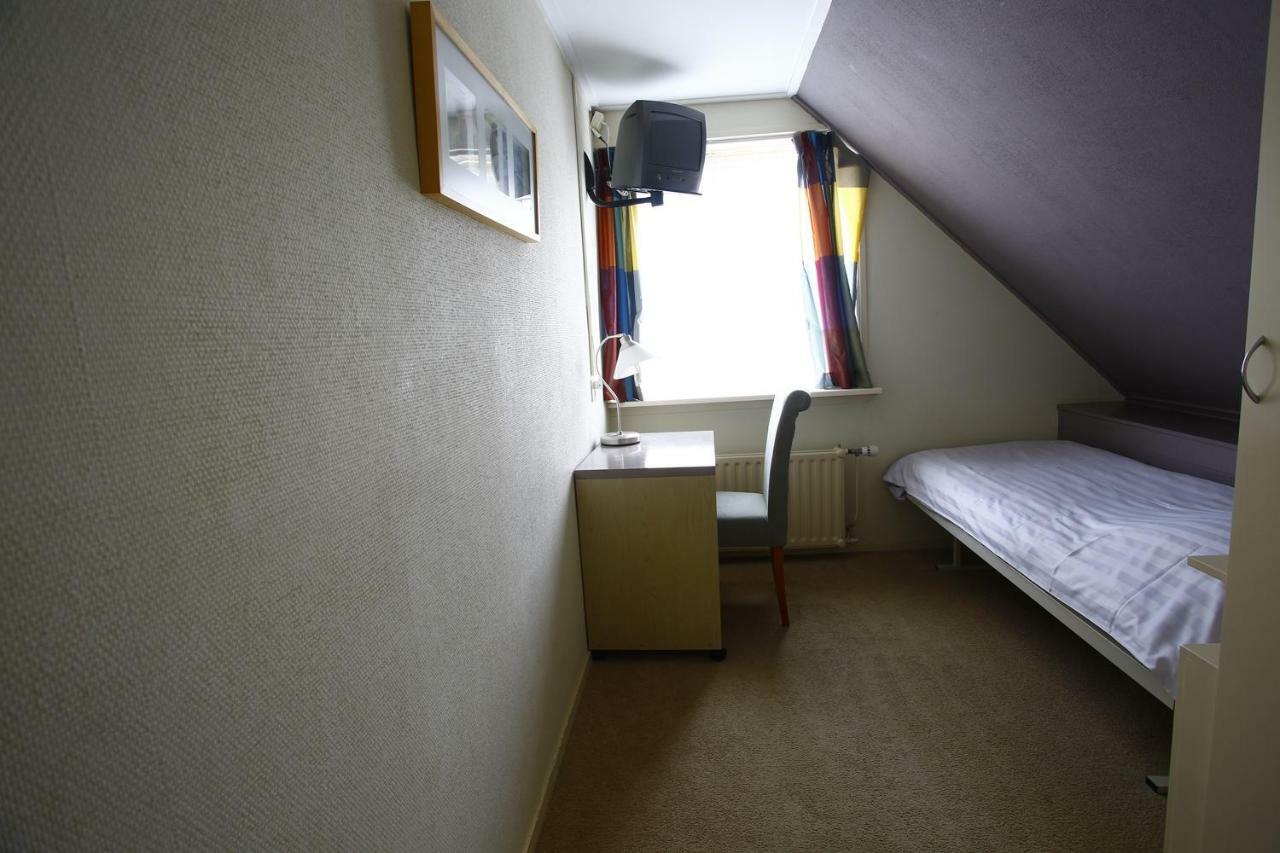 דה וואל B&B Hotel Rebecca מראה חיצוני תמונה